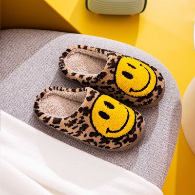 Cheetah Print Smiley Face Slippers: A Fusion of Fun and Fashion